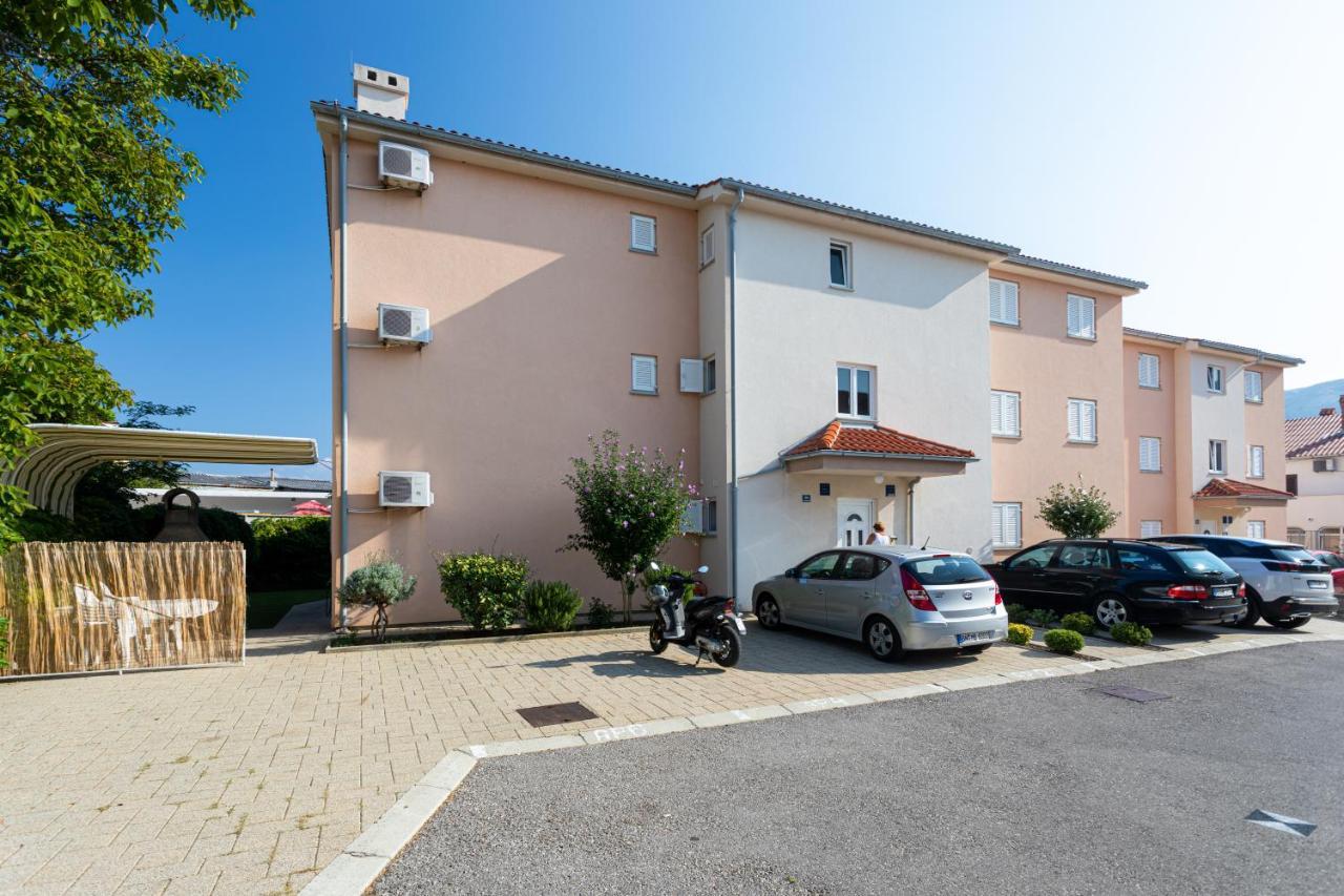 Apartments Crnekovic IV Baška Esterno foto