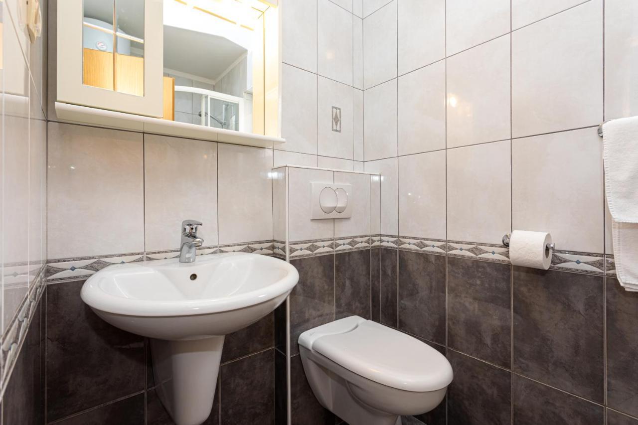 Apartments Crnekovic IV Baška Esterno foto