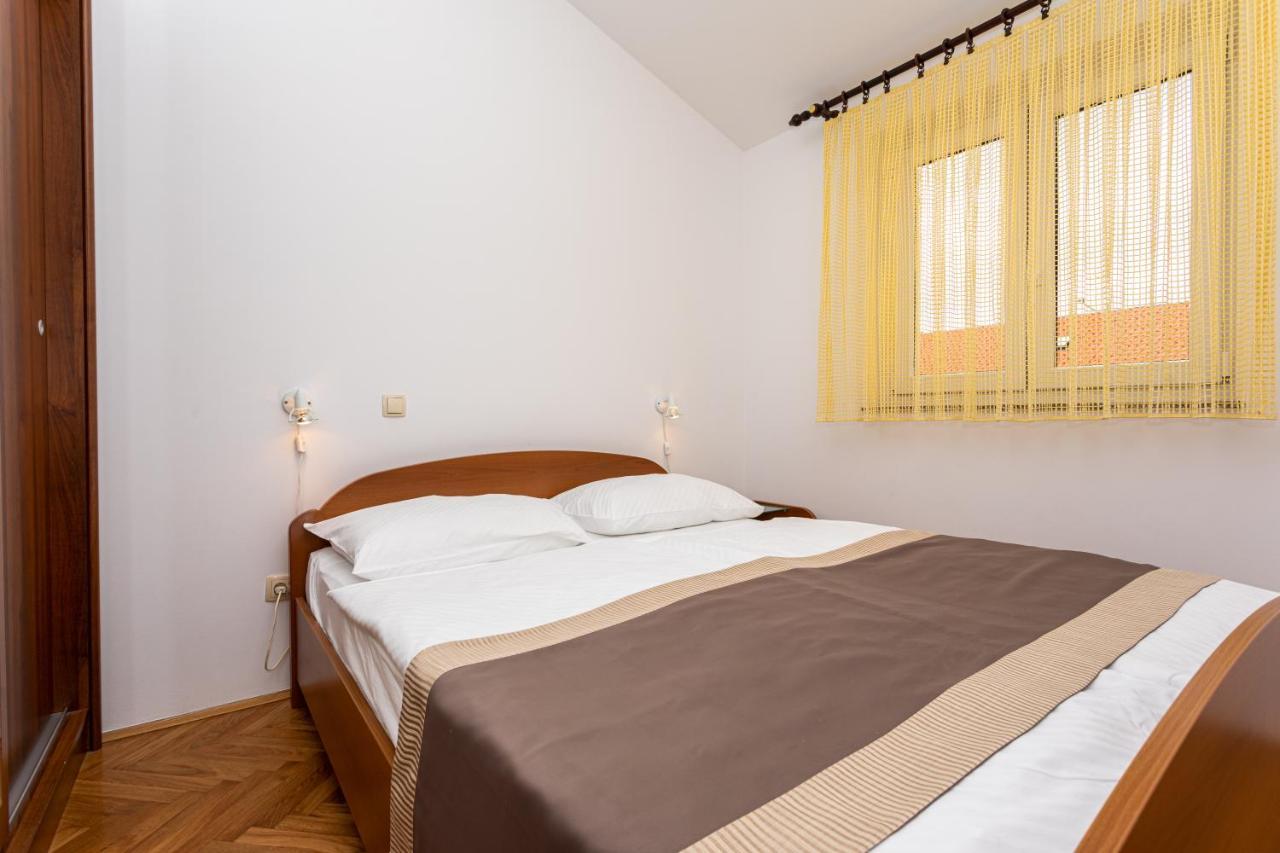 Apartments Crnekovic IV Baška Esterno foto