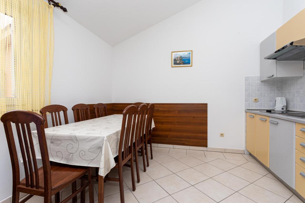 Apartments Crnekovic IV Baška Esterno foto