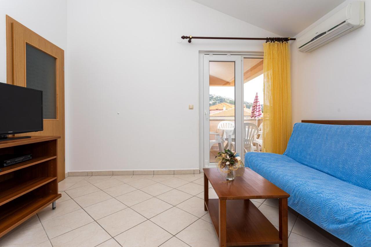 Apartments Crnekovic IV Baška Esterno foto