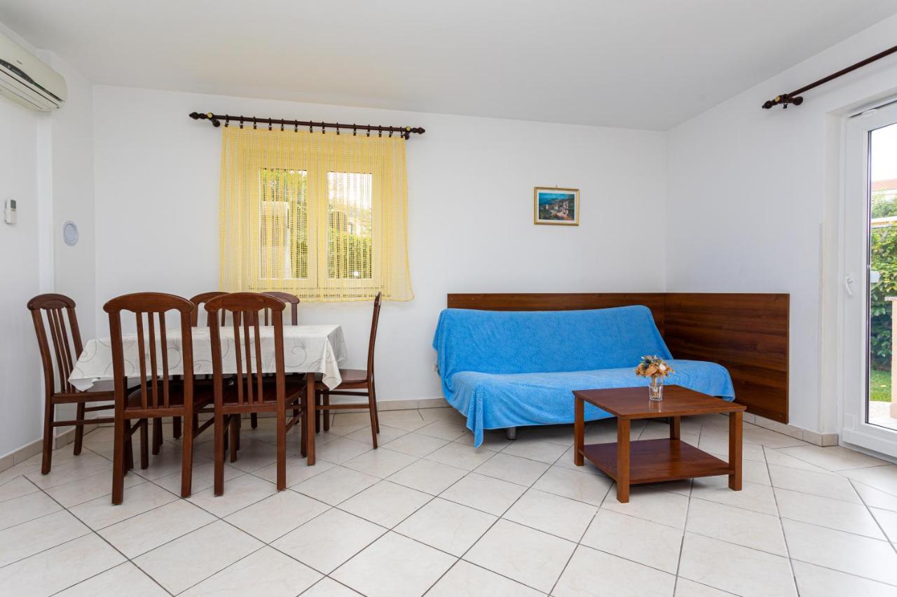 Apartments Crnekovic IV Baška Esterno foto