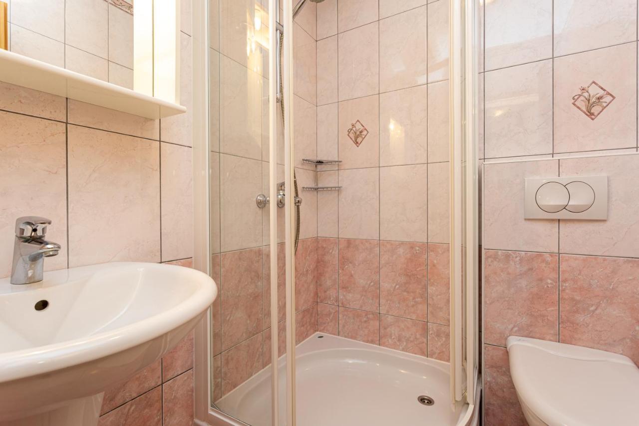 Apartments Crnekovic IV Baška Esterno foto